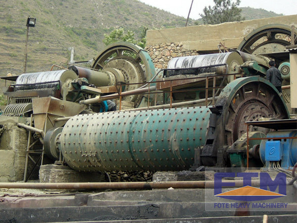 Ore dressing plant